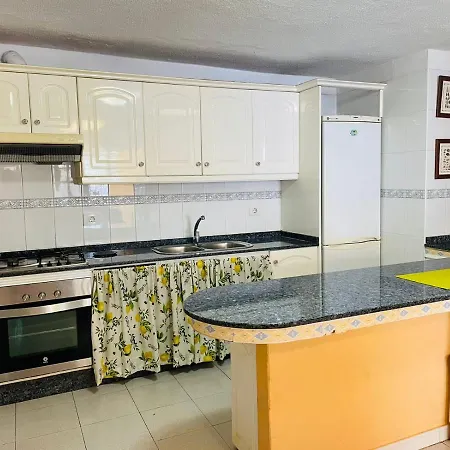 Apartamento Planta Baja - Piscina Compartida *