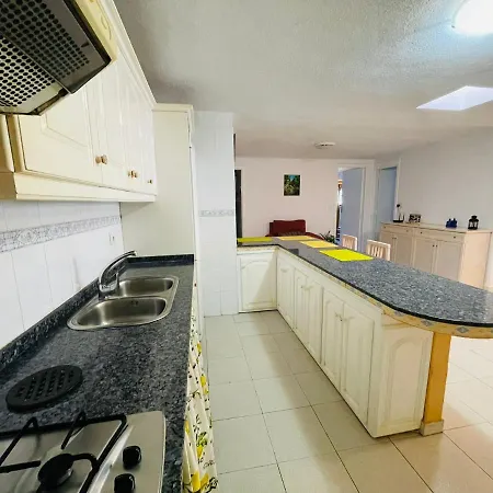Apartamento Planta Baja - Piscina Compartida Holiday home El Paso
